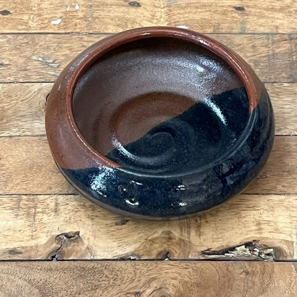 Studio Art Pottery Bowl 6" Stoneware Two Toned Brown & Blue Speckled Glaze
